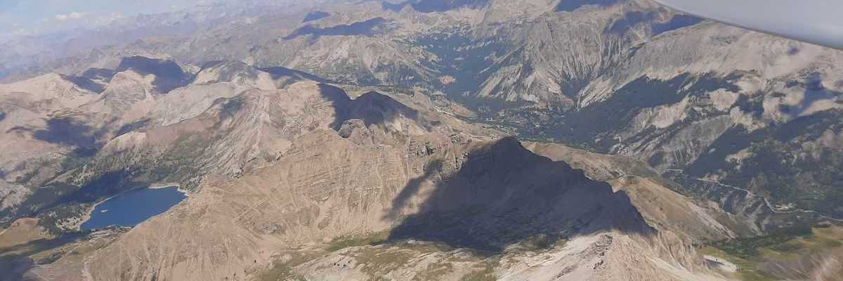 Flugwegposition um 12:07:01: Aufgenommen in der Nähe von Département Alpes-de-Haute-Provence, Frankreich in 3221 Meter